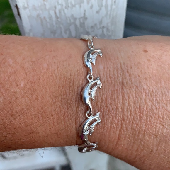 Vintage Sterling Silver Double Dolphin Bracelet - Picture 5 of 17
